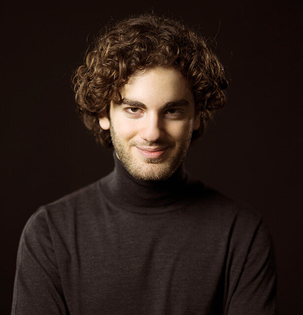 Emmanuel Tjeknavorian